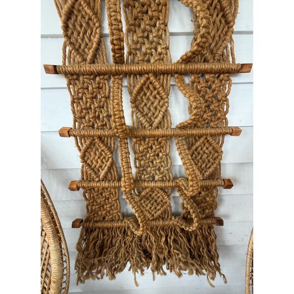 Vintage 1970s Boho Wood Jute Macarame' Wall Hanging With Hooks - Picture 6 of 16